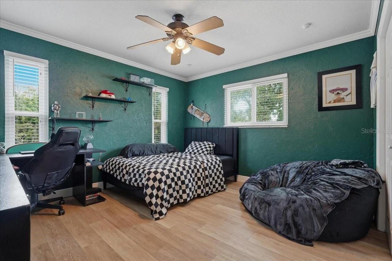 Listing Photo 34