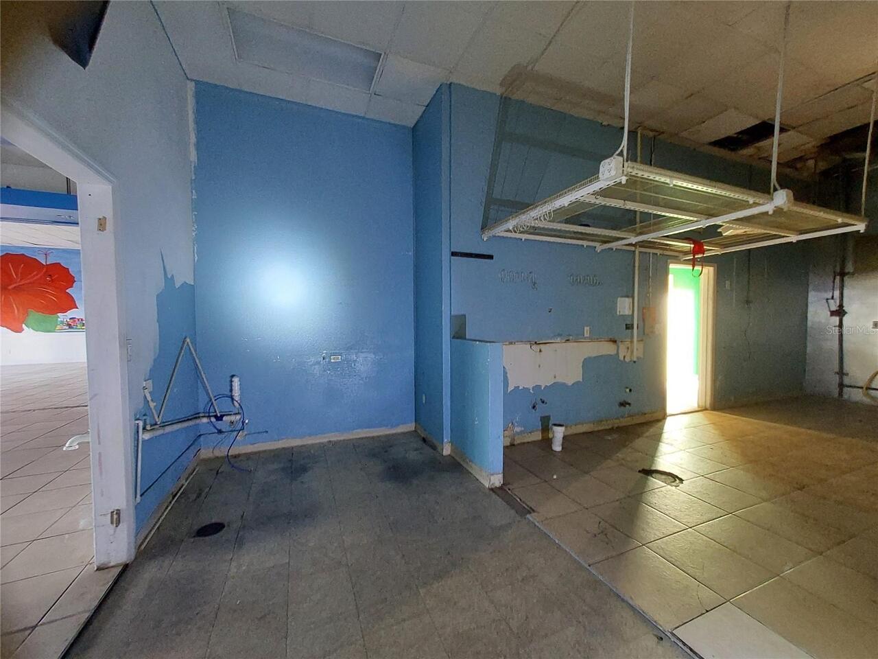 Listing Photo 9