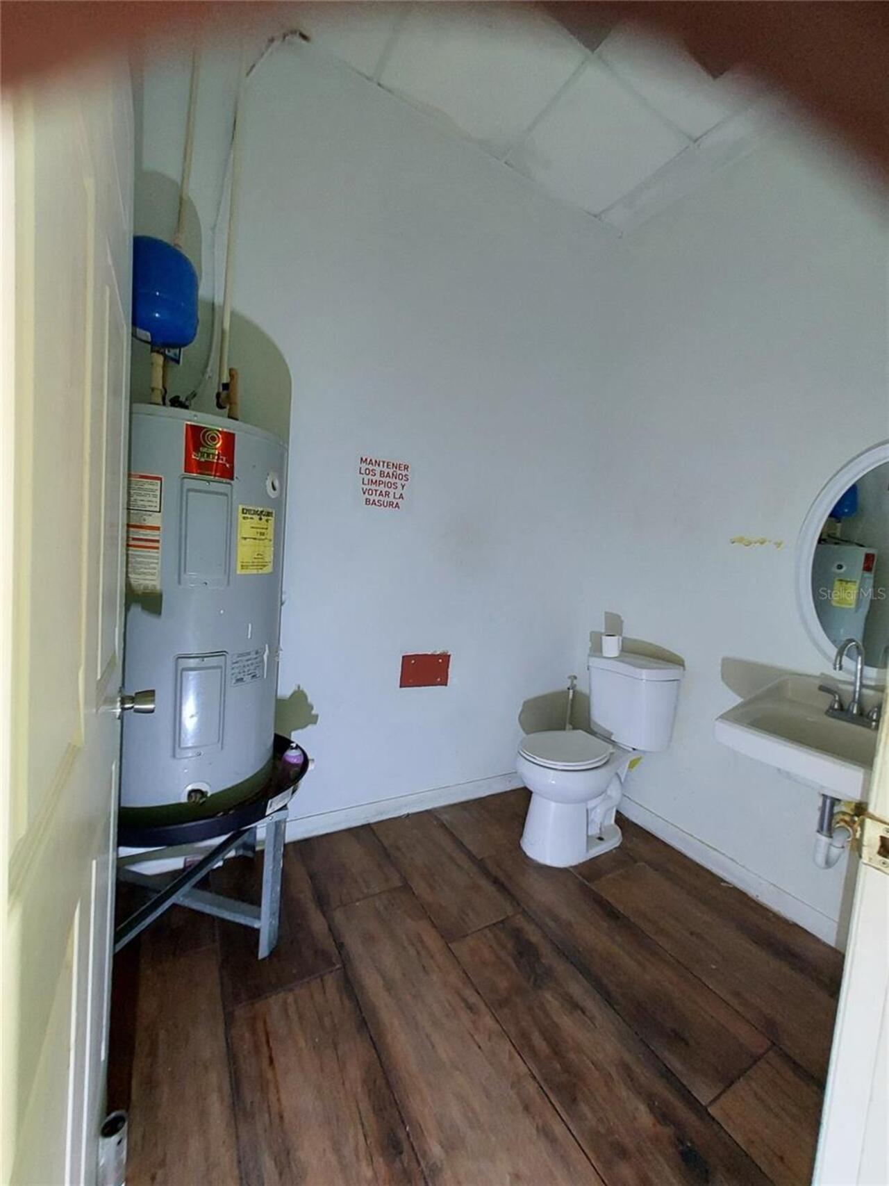Listing Photo 4