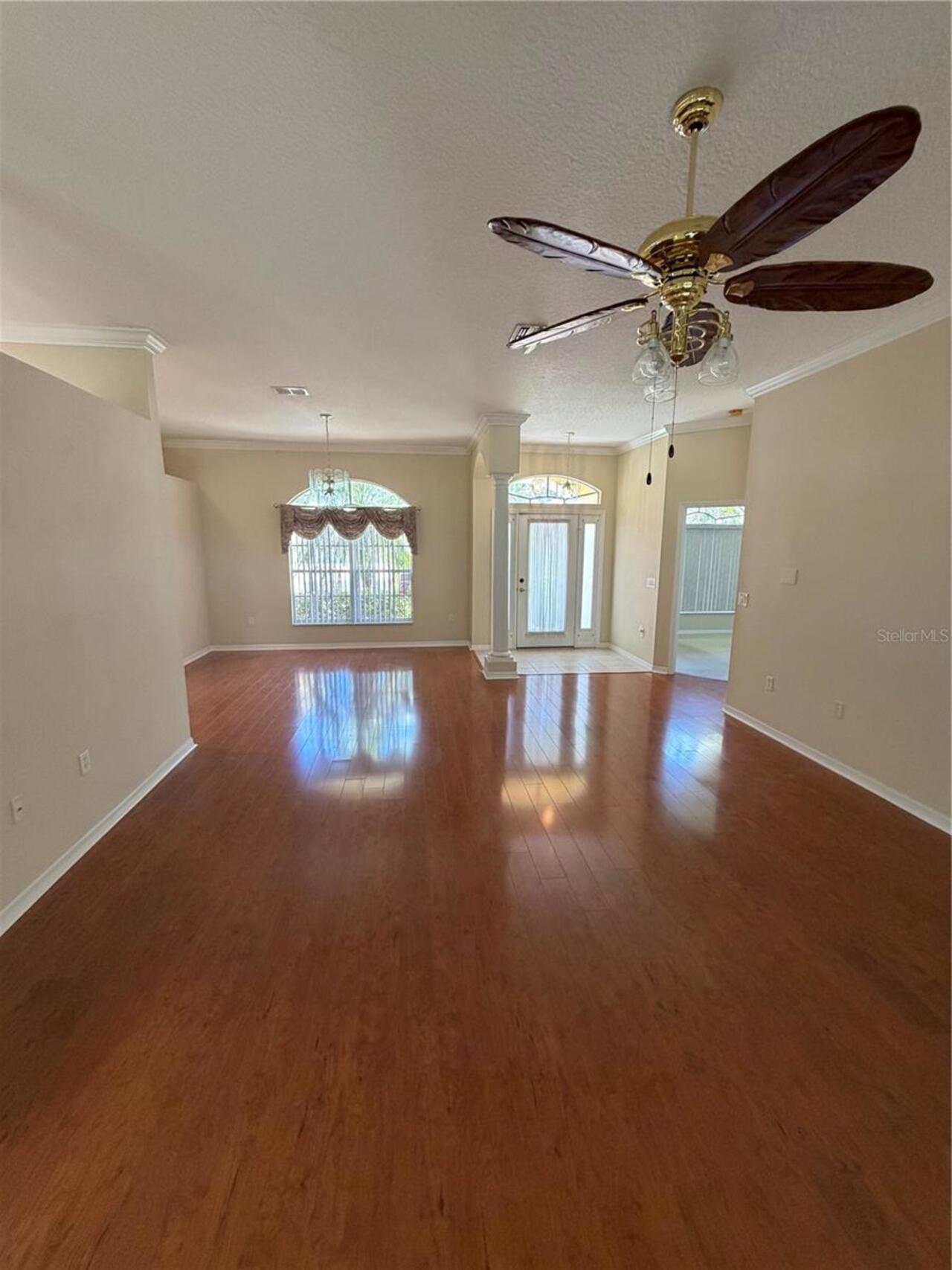 Listing Photo 6