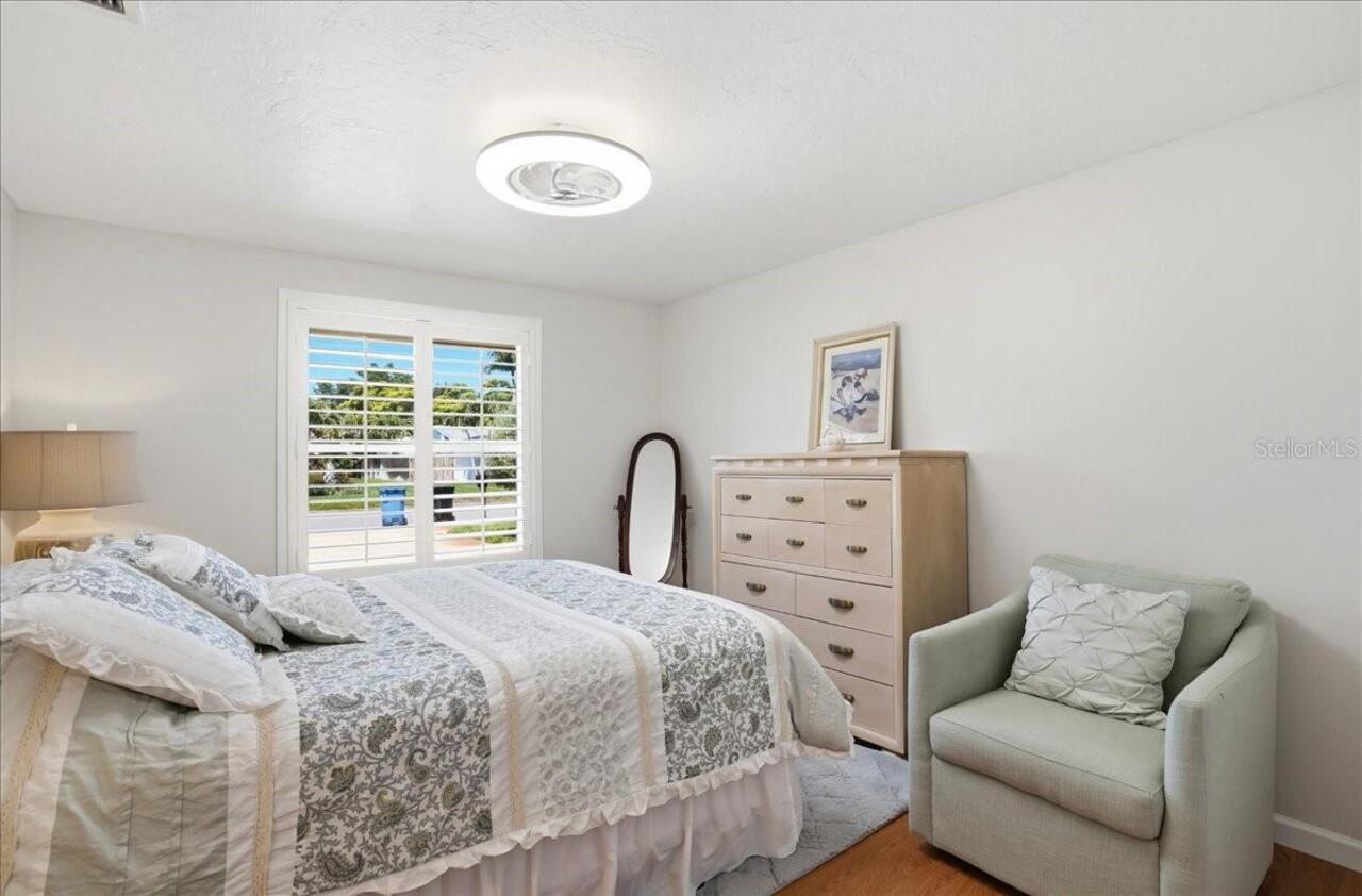Listing Photo 33