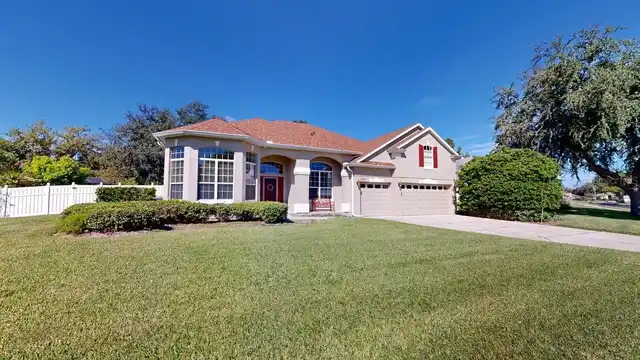 Listing Photo 11