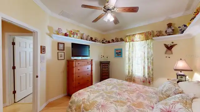 Listing Photo 32