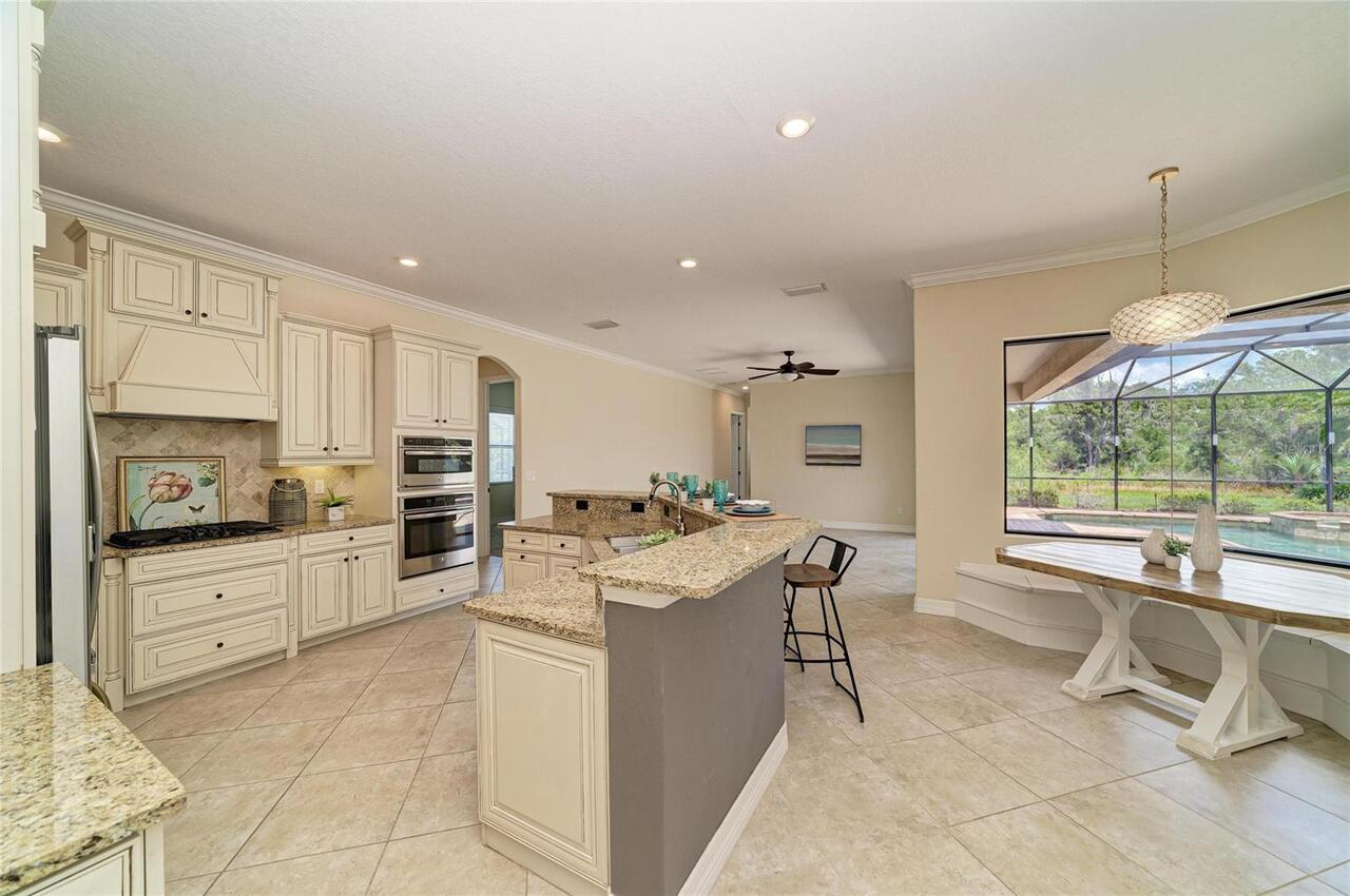 Listing Photo 16
