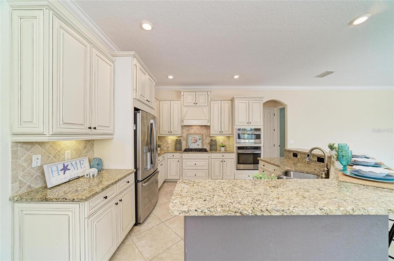 Listing Photo 17