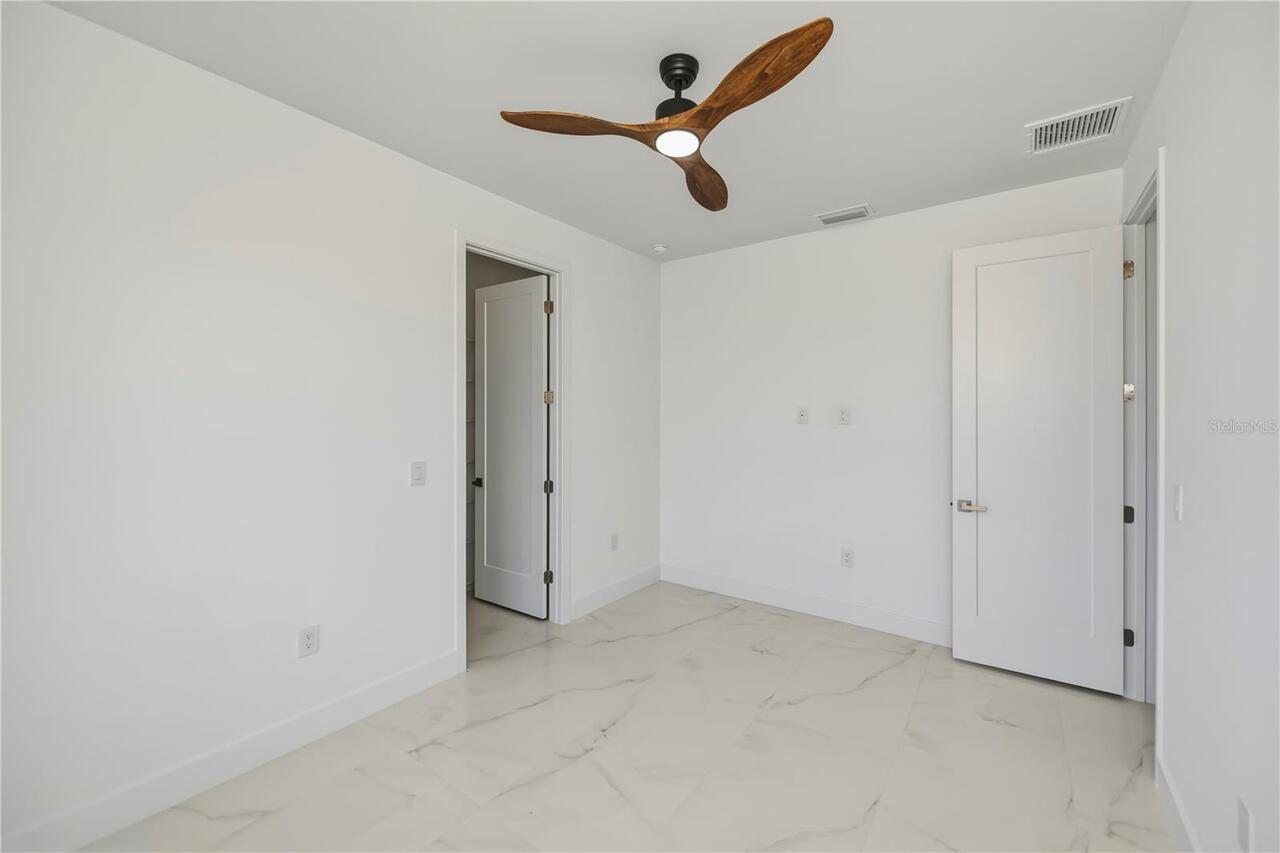 Listing Photo 38