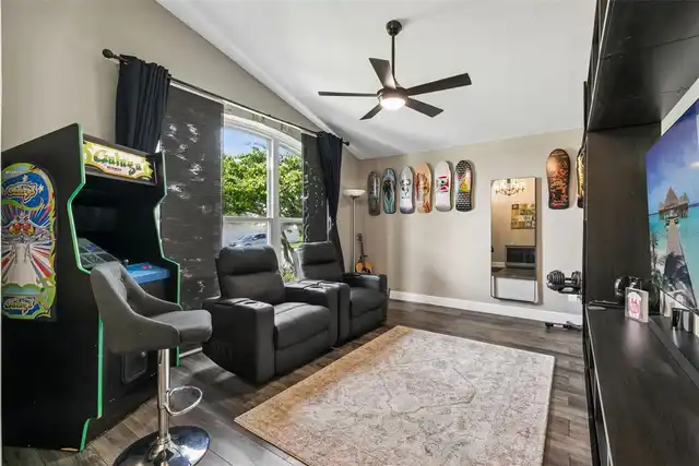 Listing Photo 21
