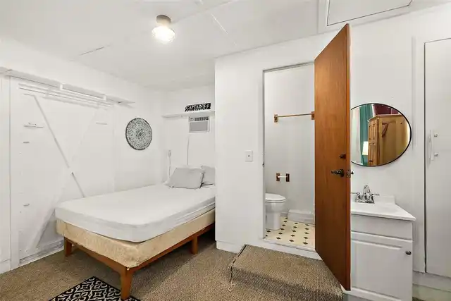 Listing Photo 18