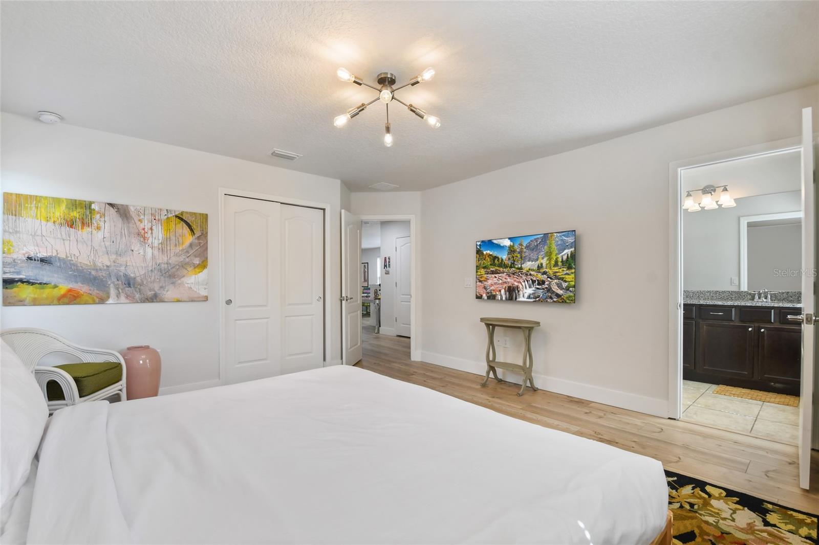 Listing Photo 25
