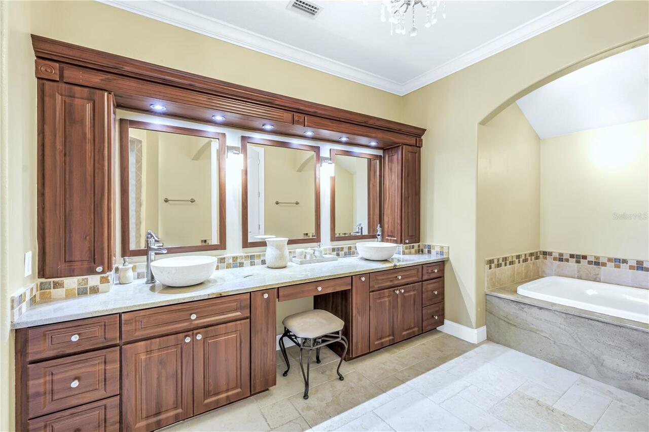 Listing Photo 32