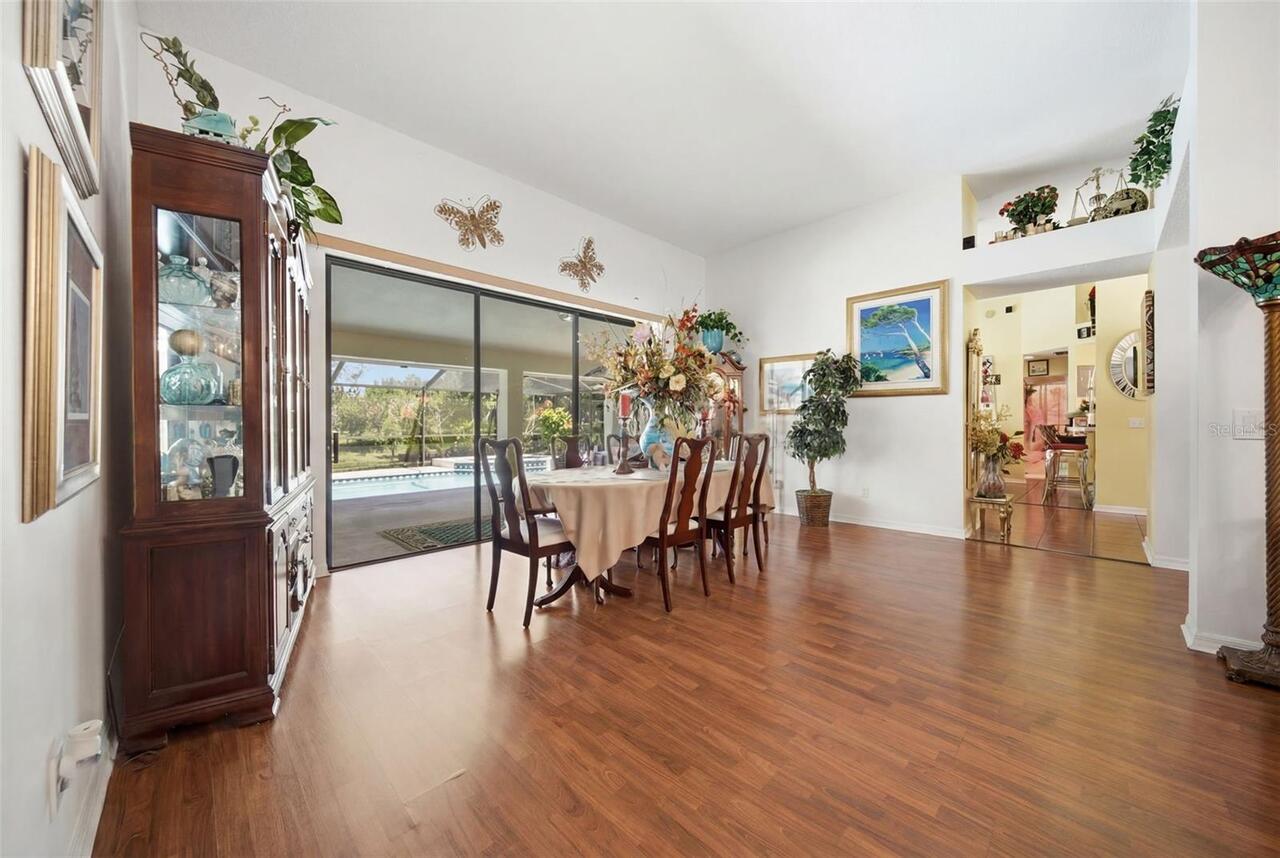 Listing Photo 10