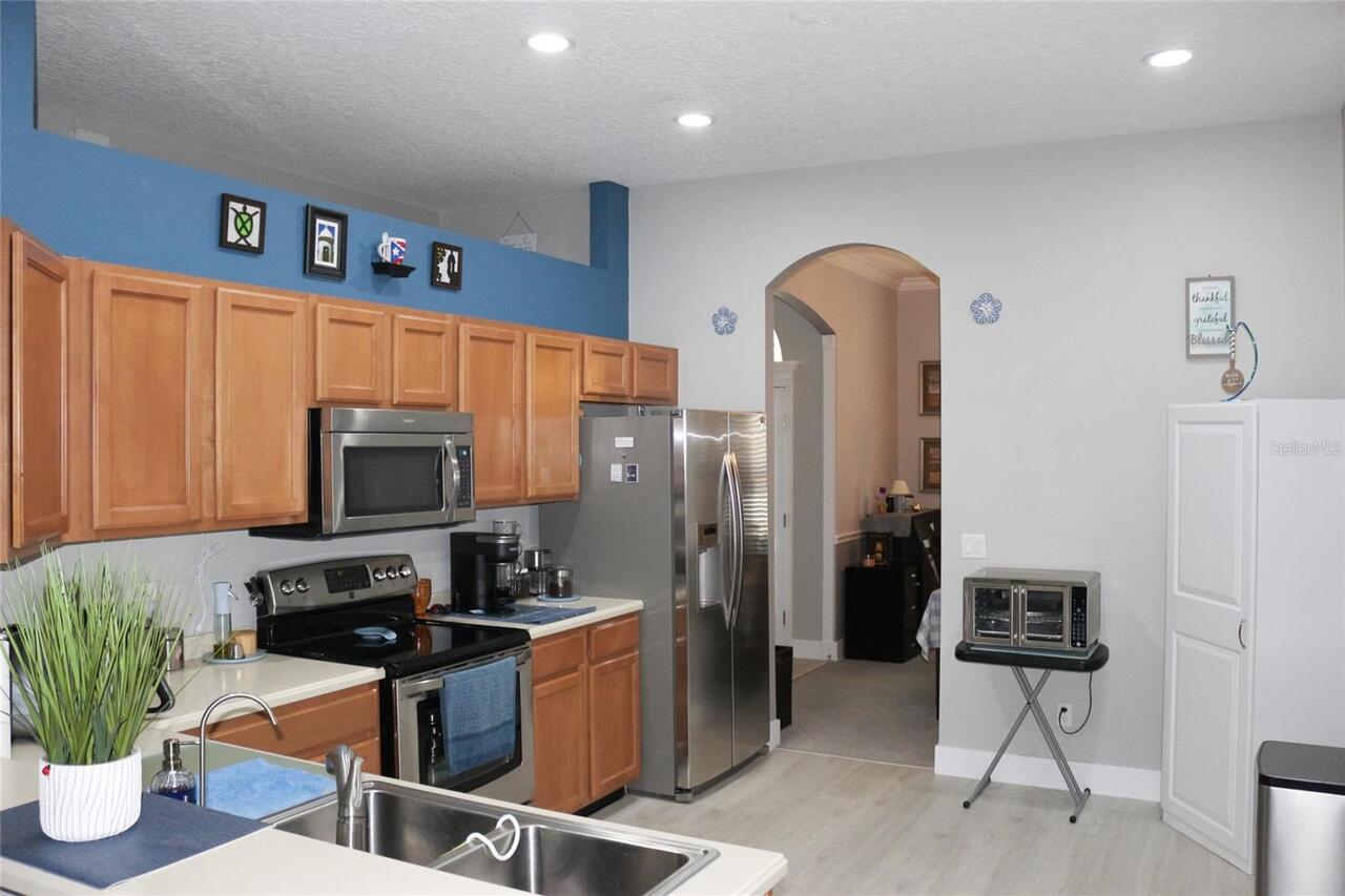 Listing Photo 10