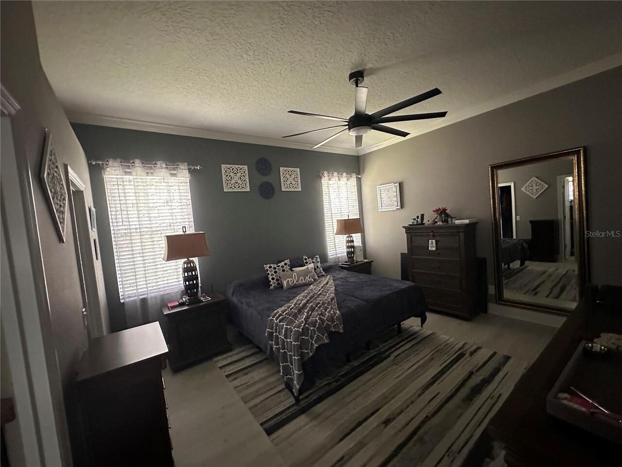Listing Photo 12