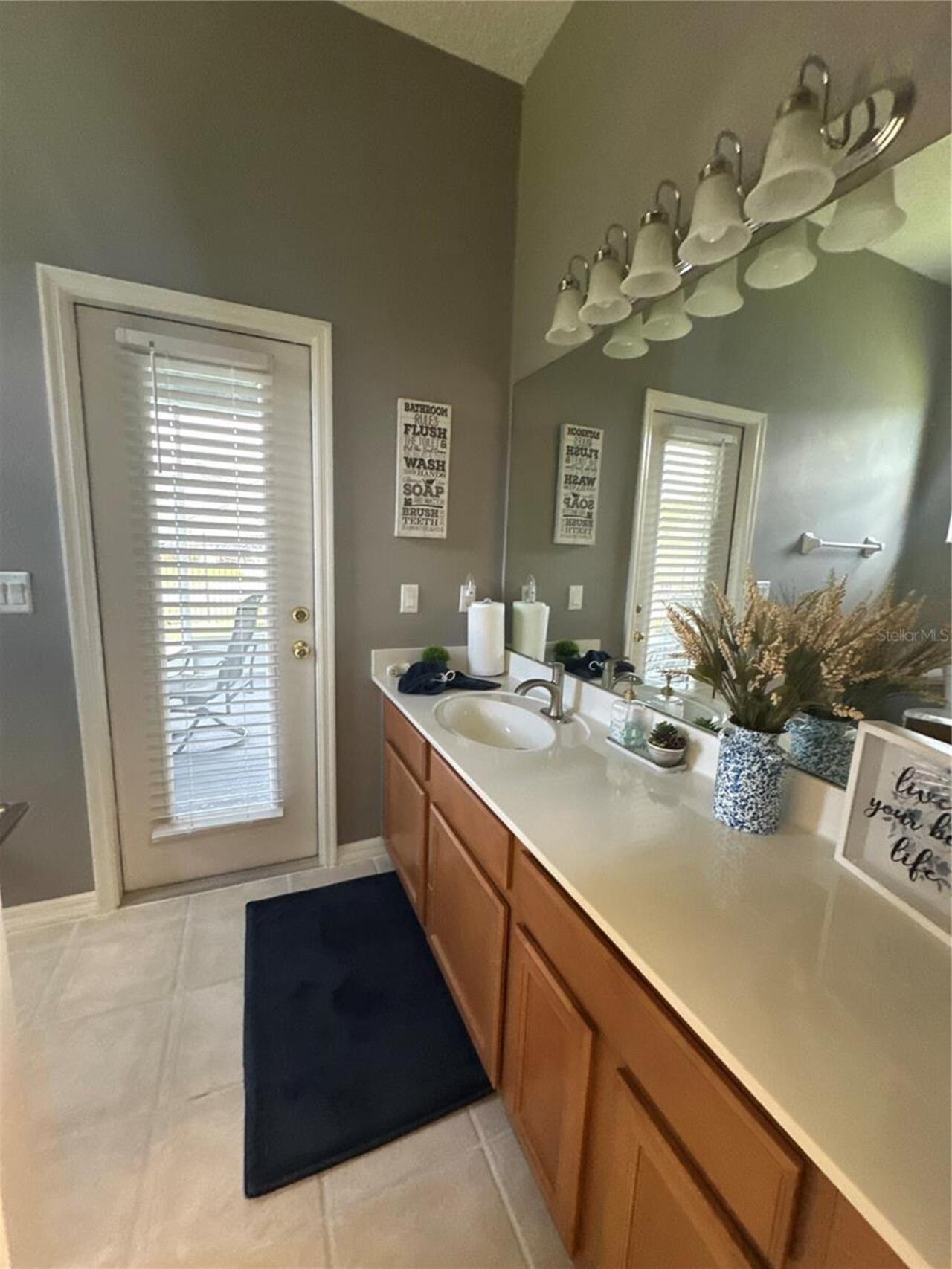 Listing Photo 22