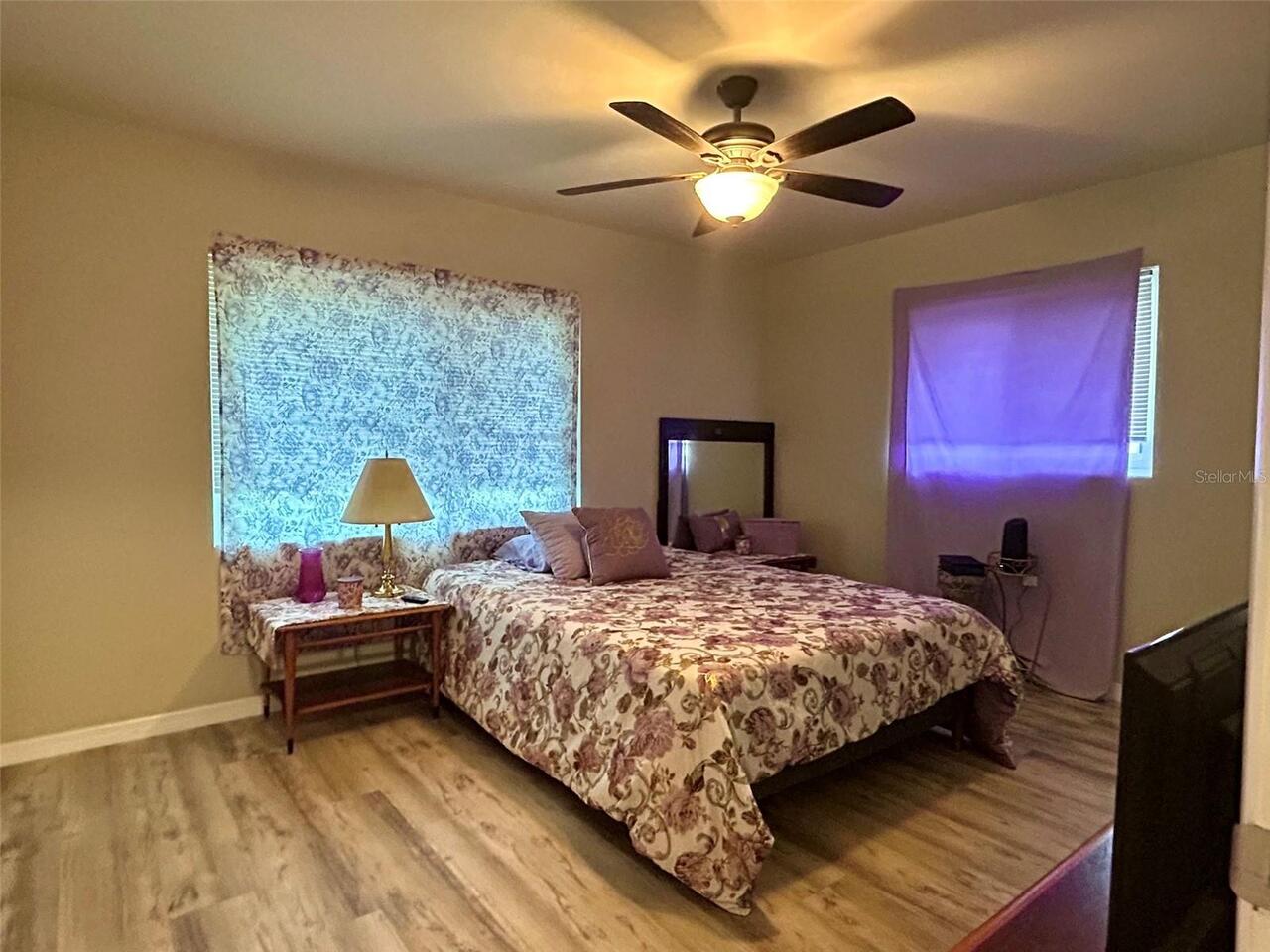 Listing Photo 8