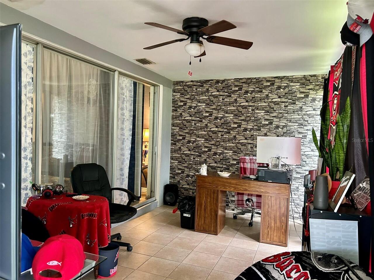 Listing Photo 14
