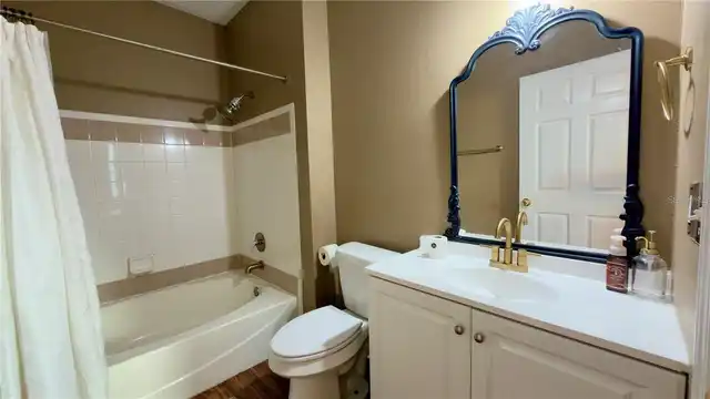Listing Photo 20