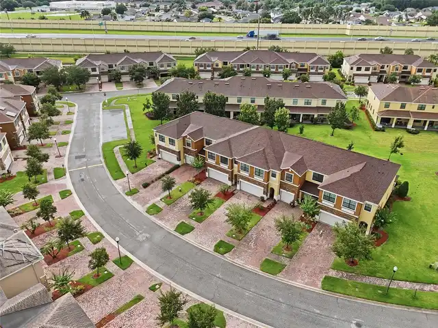 Listing Photo 9