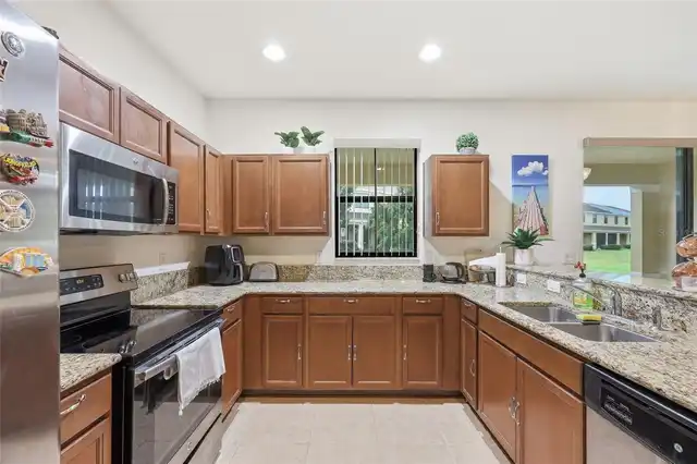 Listing Photo 16