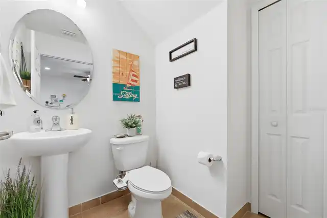 Listing Photo 25