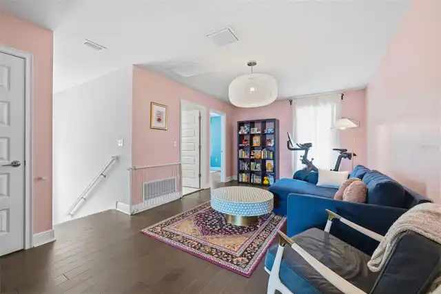 Listing Photo 19