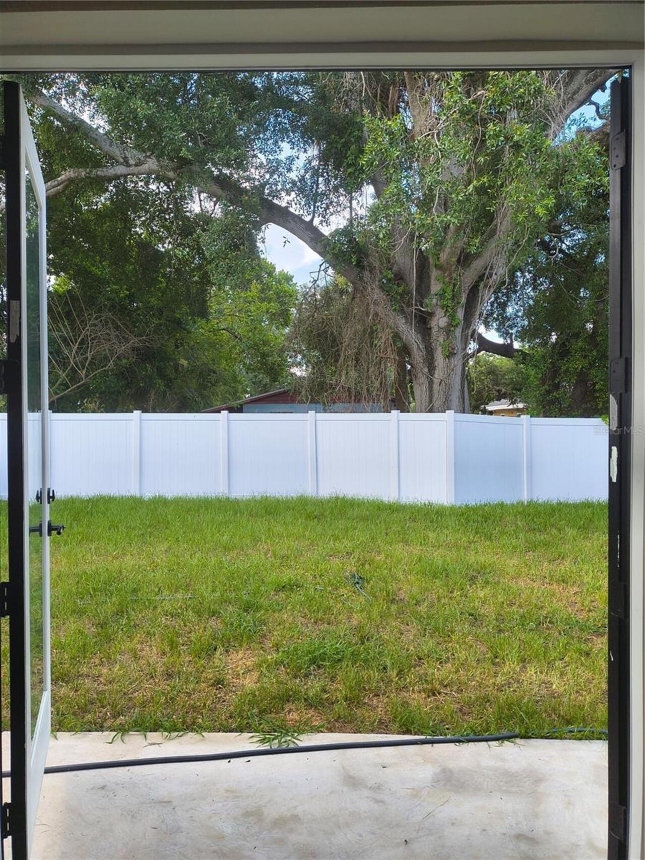 Listing Photo 18