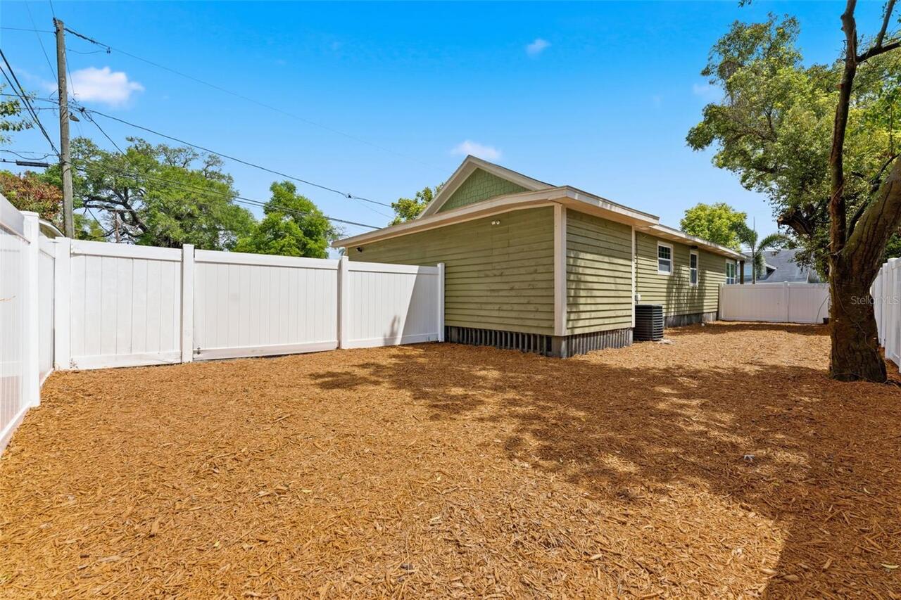 Listing Photo 38