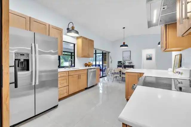 Listing Photo 17
