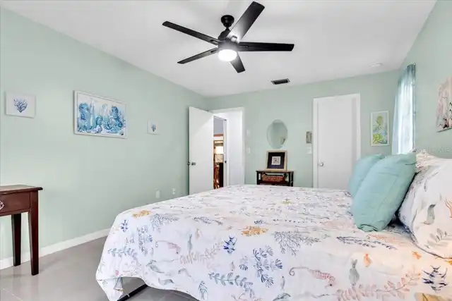 Listing Photo 33