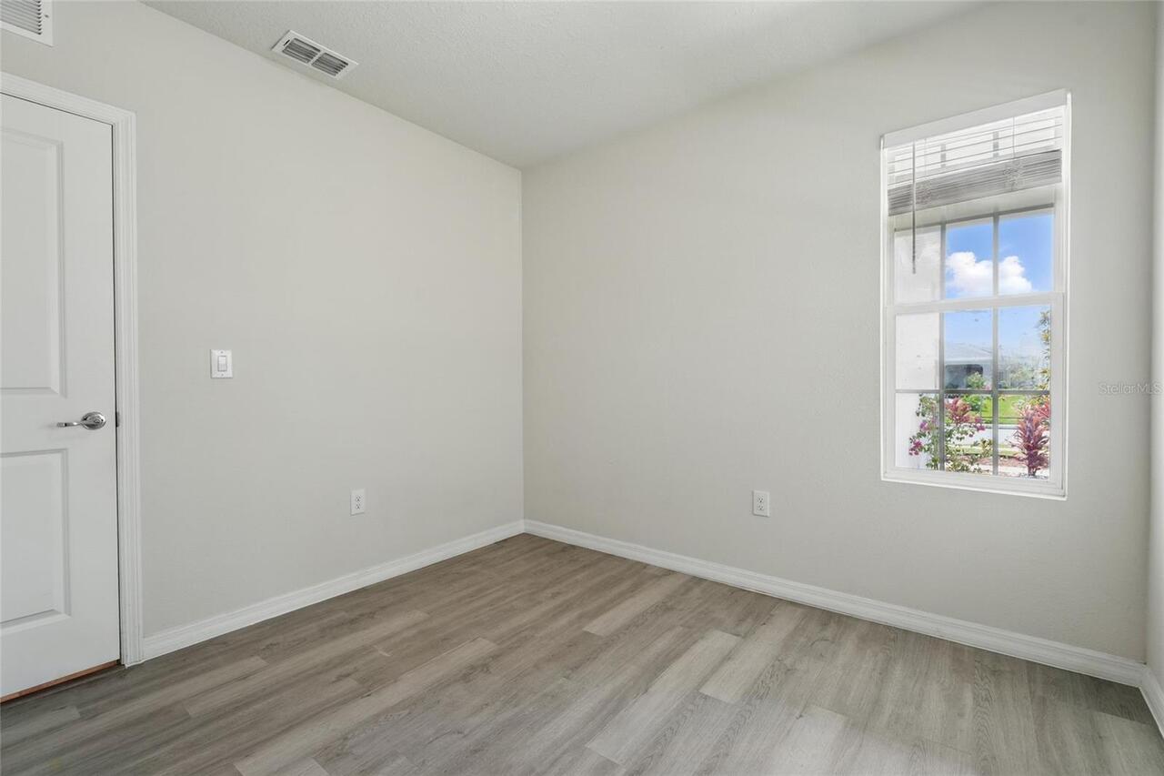 Listing Photo 42