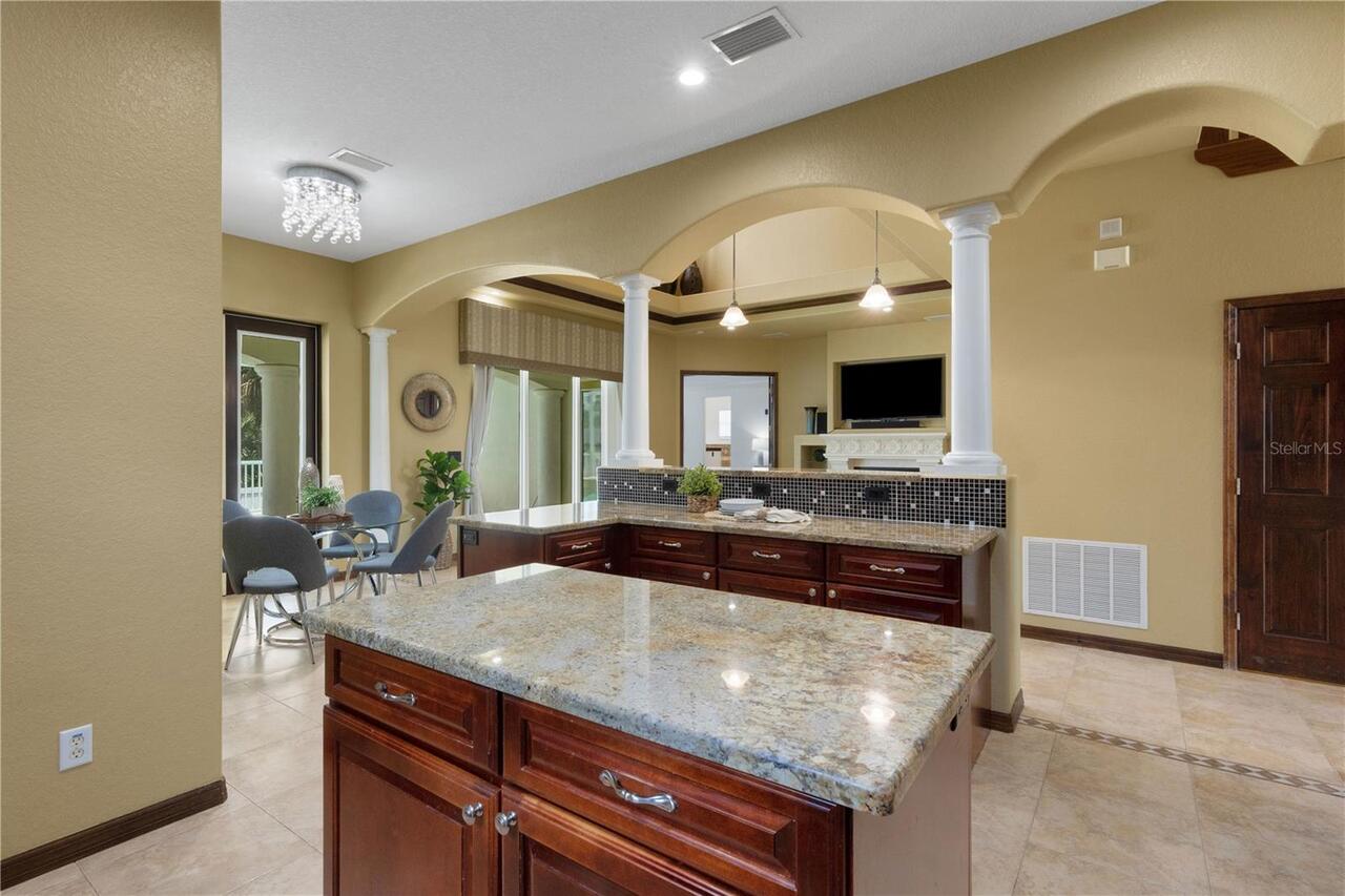 Listing Photo 15