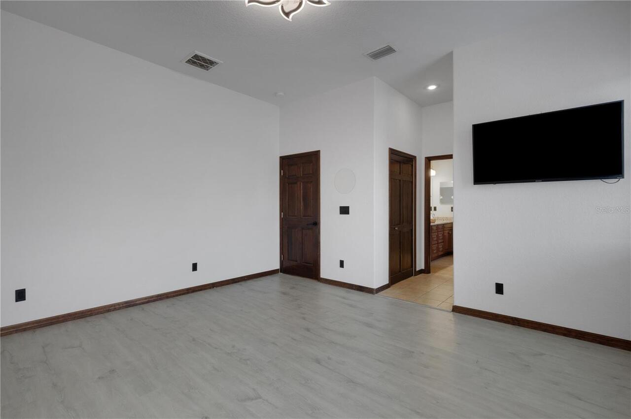Listing Photo 47