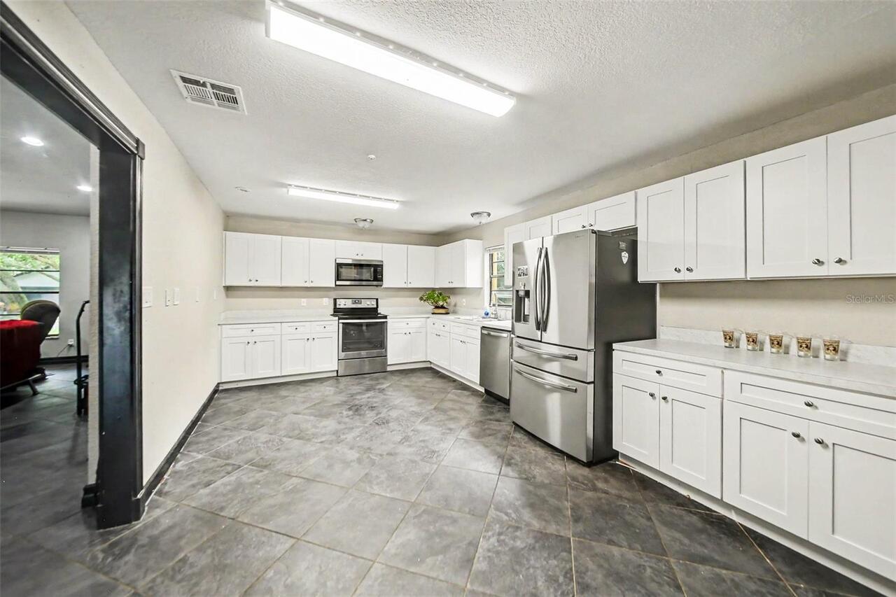 Listing Photo 7
