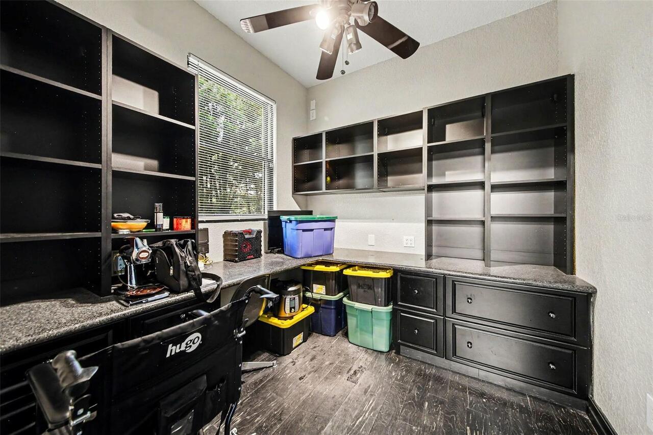 Listing Photo 11
