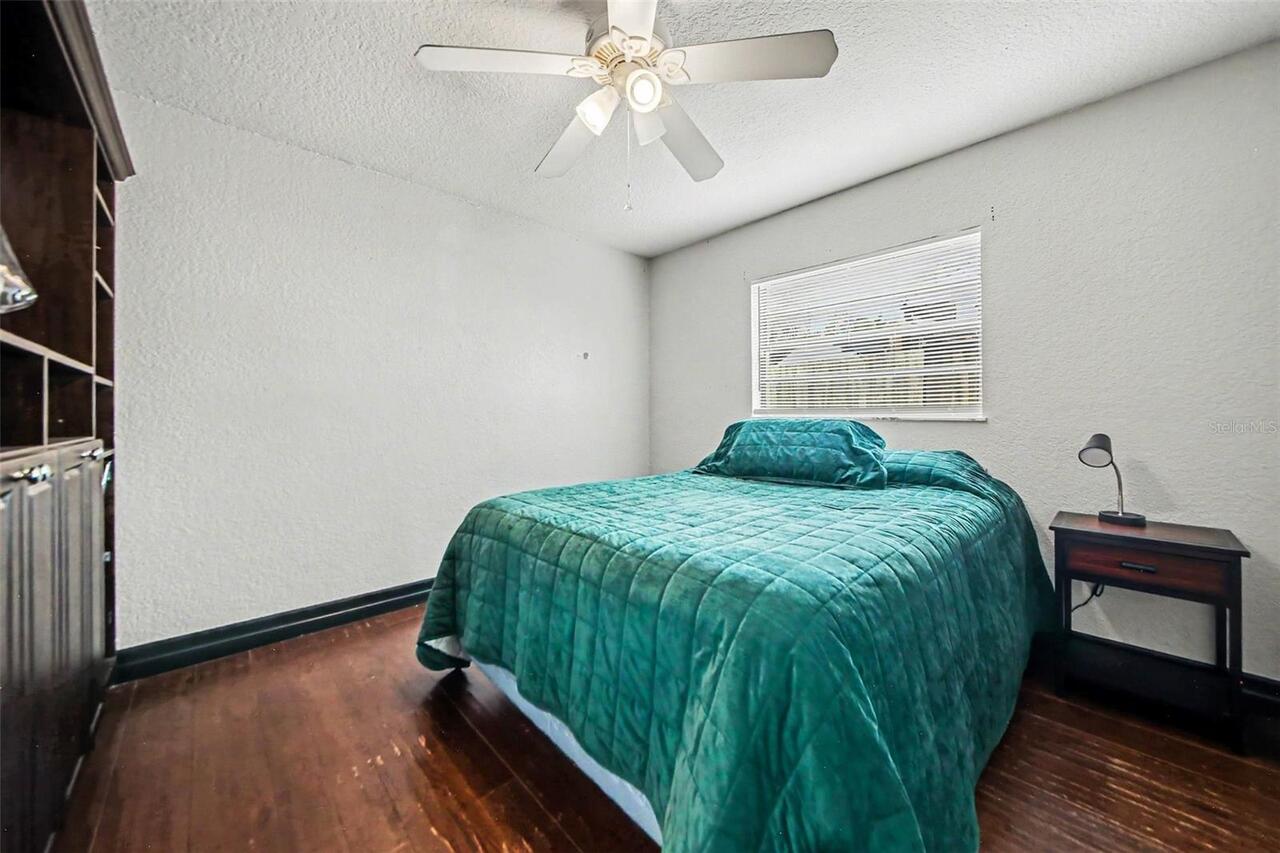 Listing Photo 15