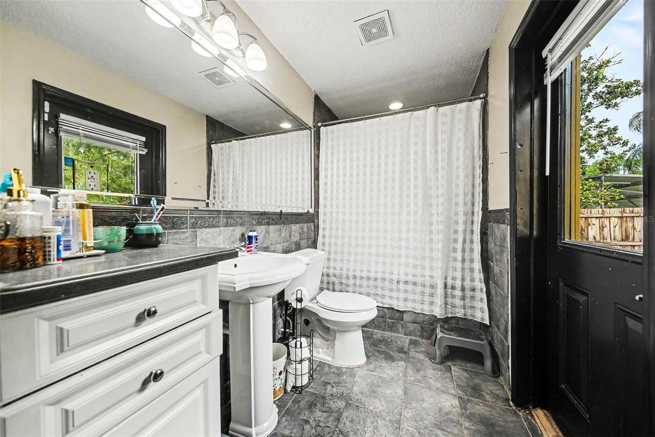 Listing Photo 20