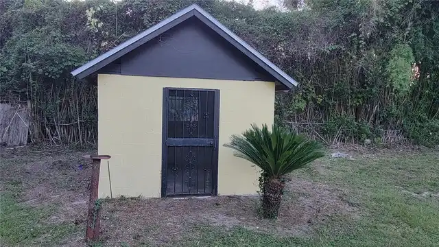 Listing Photo 14