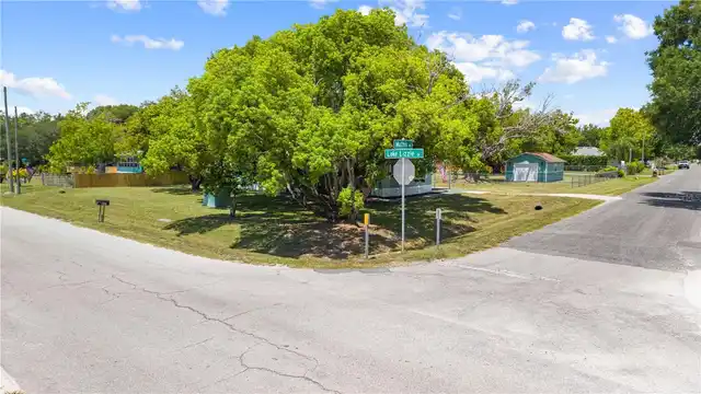 Listing Photo 16