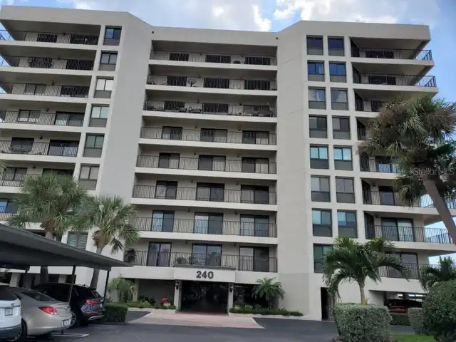 Listing Photo 6