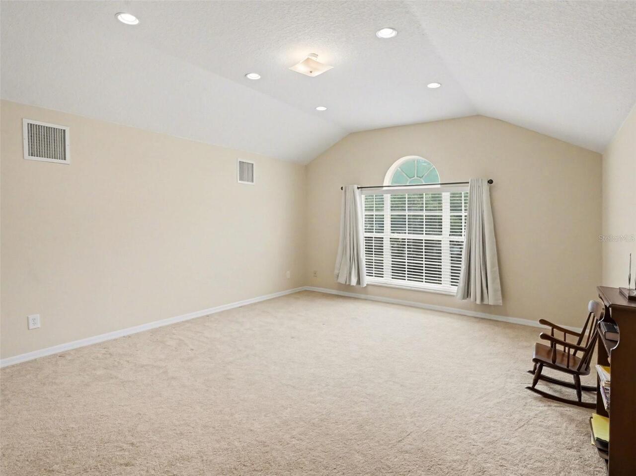 Listing Photo 26