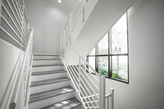 Listing Photo 33