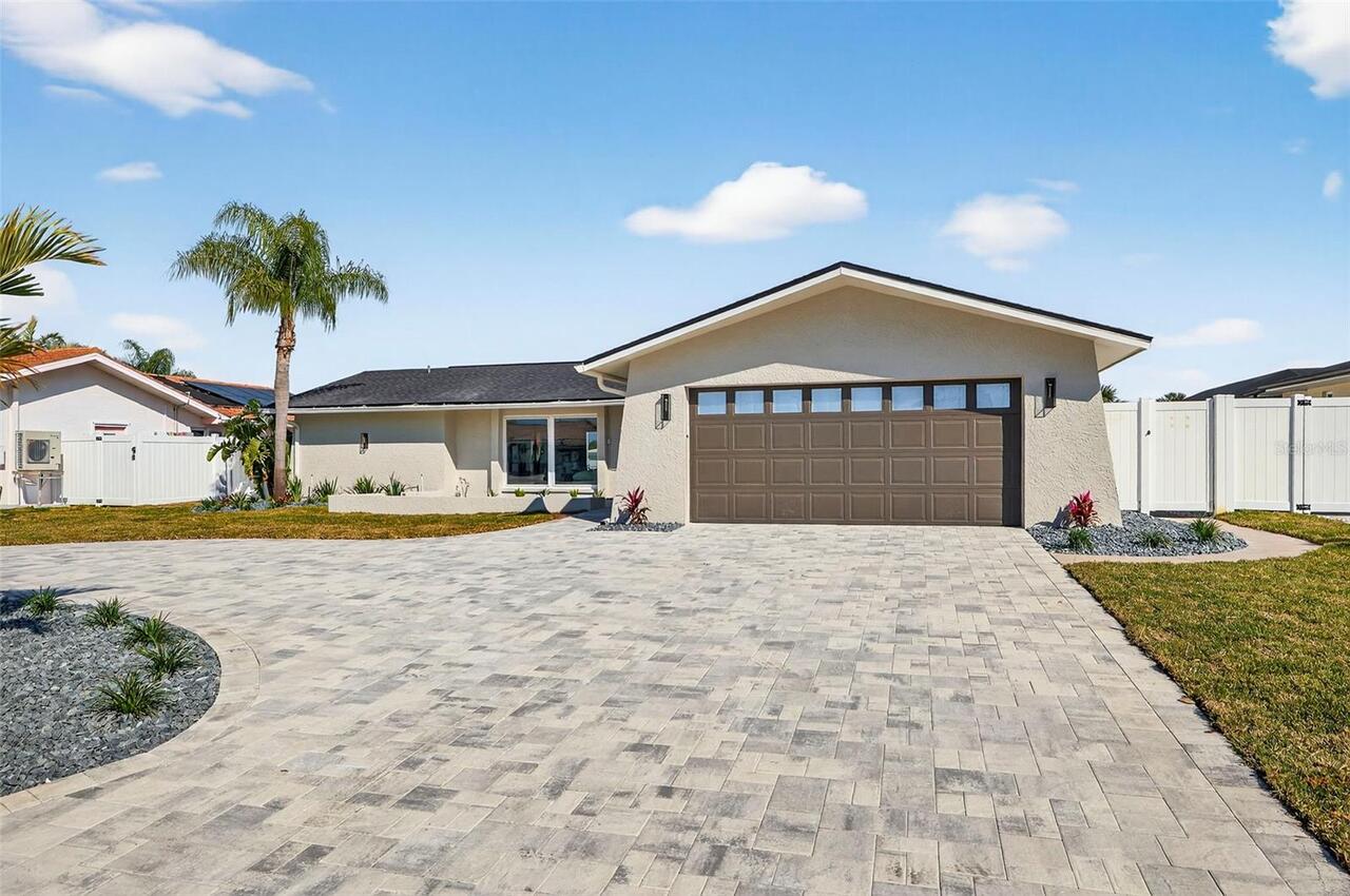 St Petersburg Real Estate