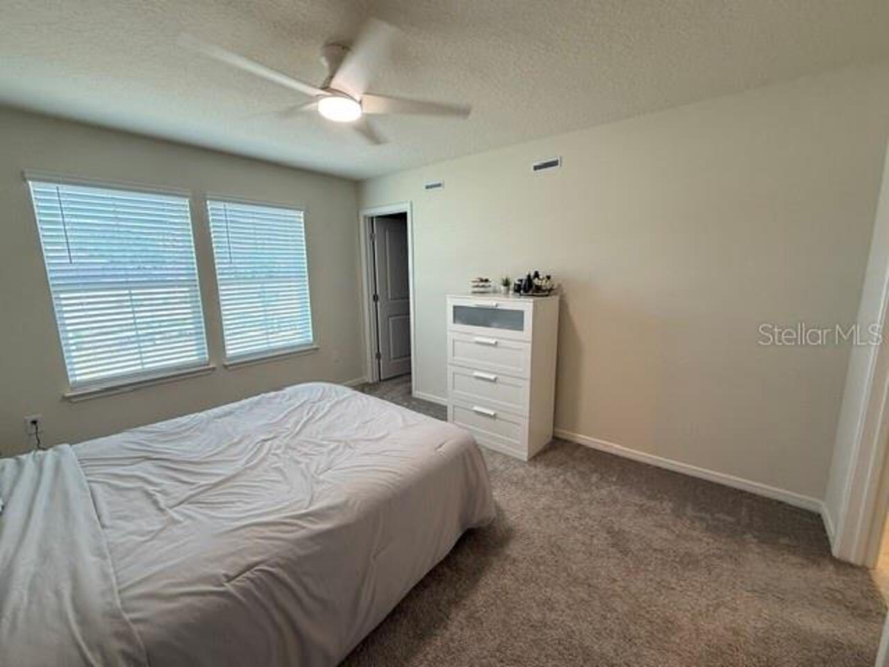 Listing Photo 9