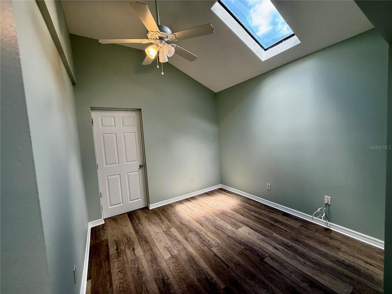 Listing Photo 22