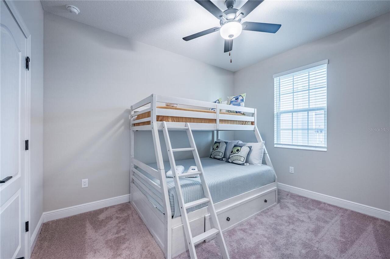 Listing Photo 14