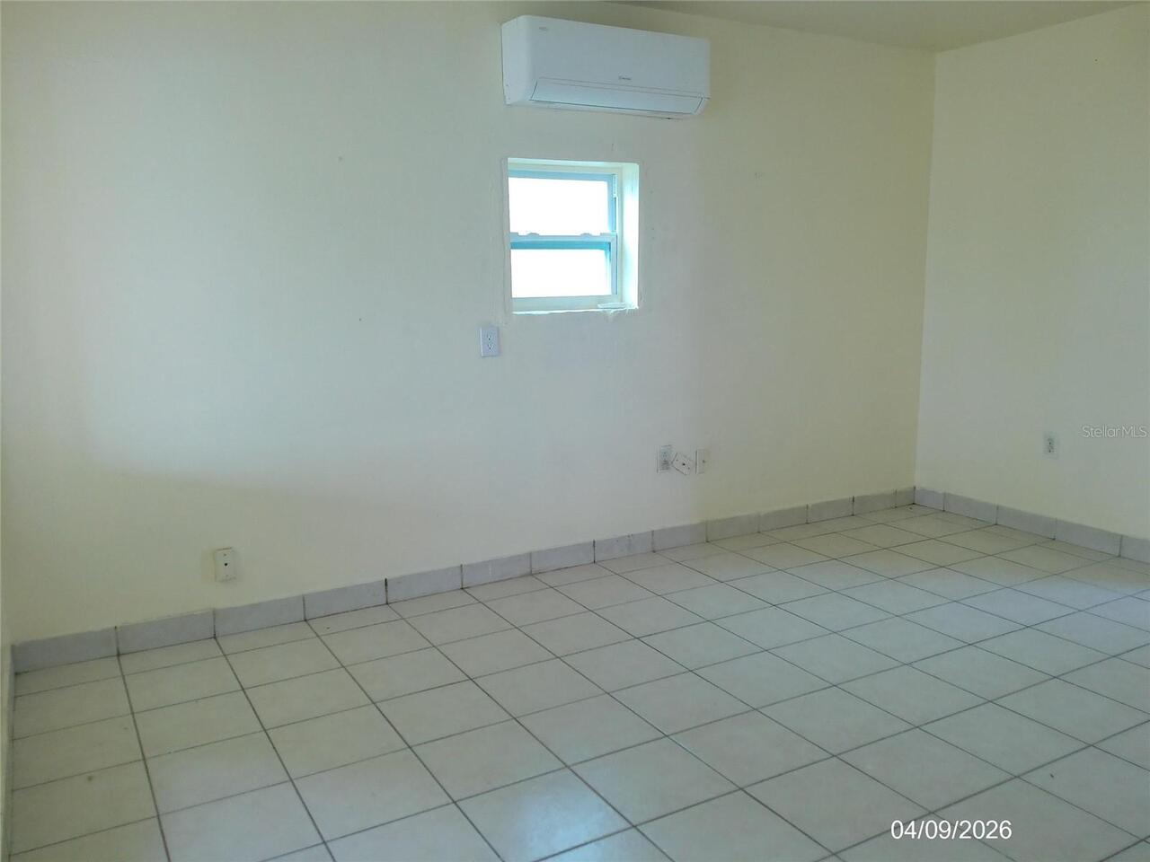 Listing Photo 9