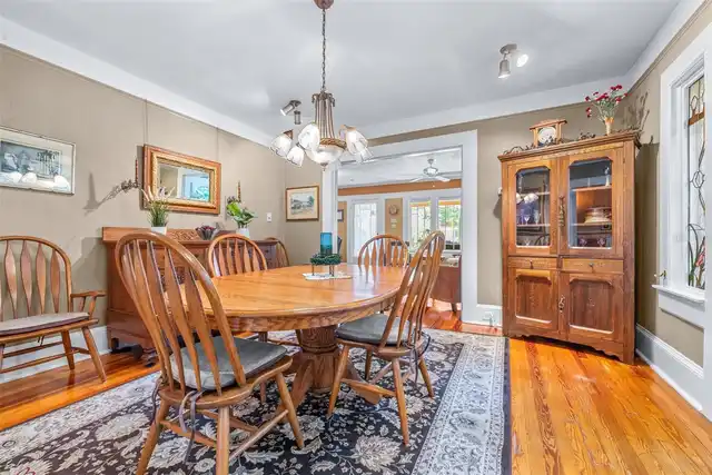 Listing Photo 14