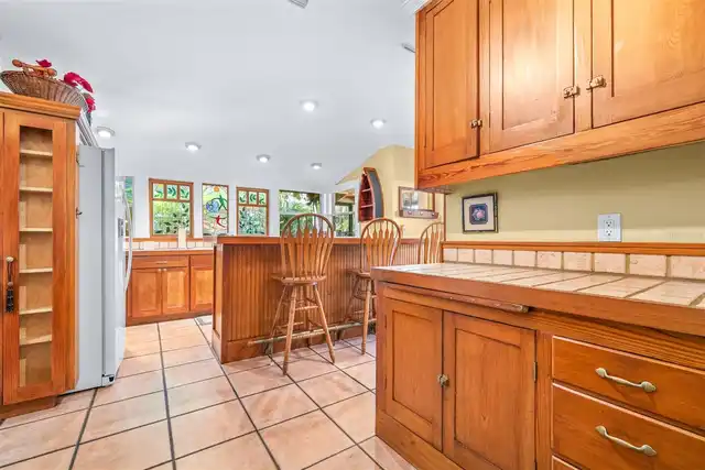Listing Photo 16