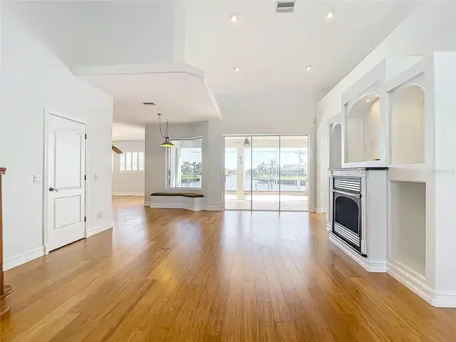 Listing Photo 31