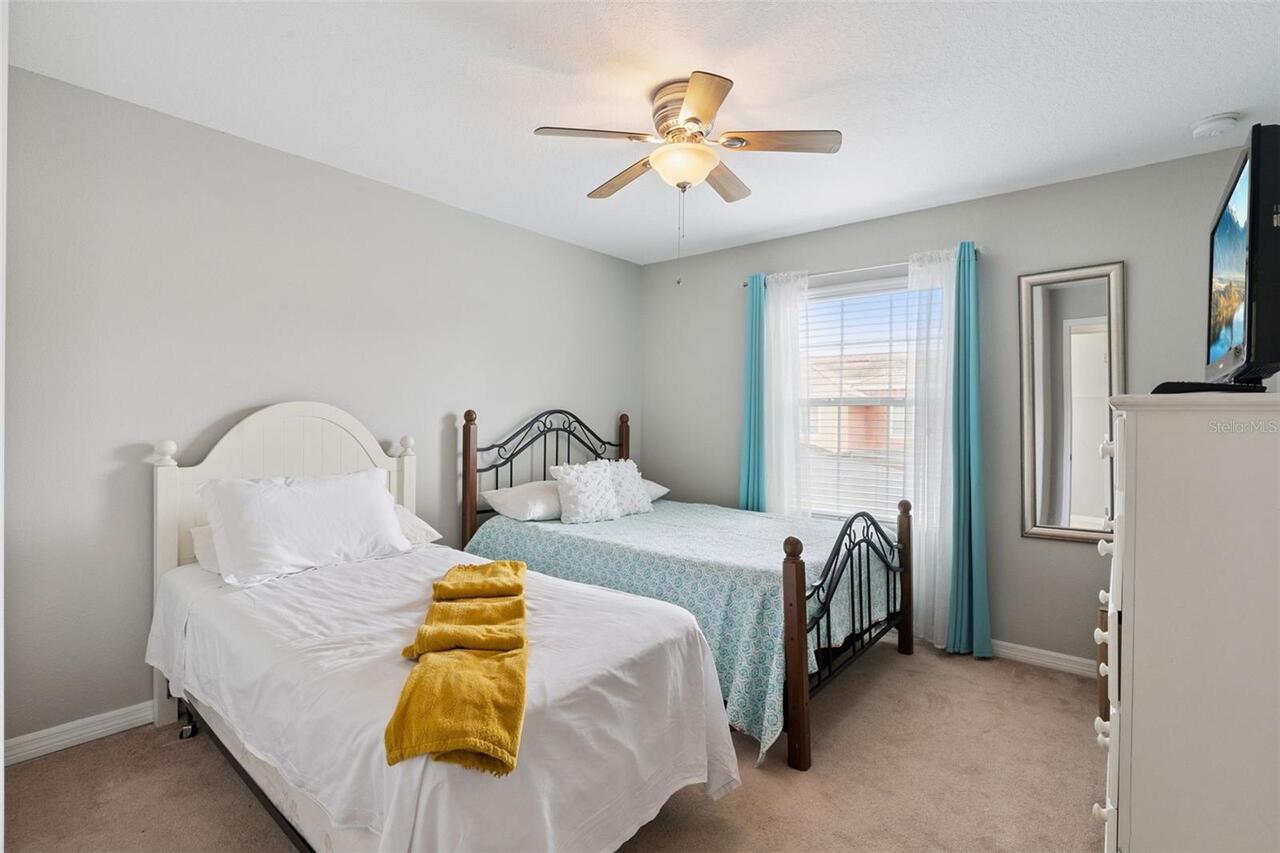 Listing Photo 17